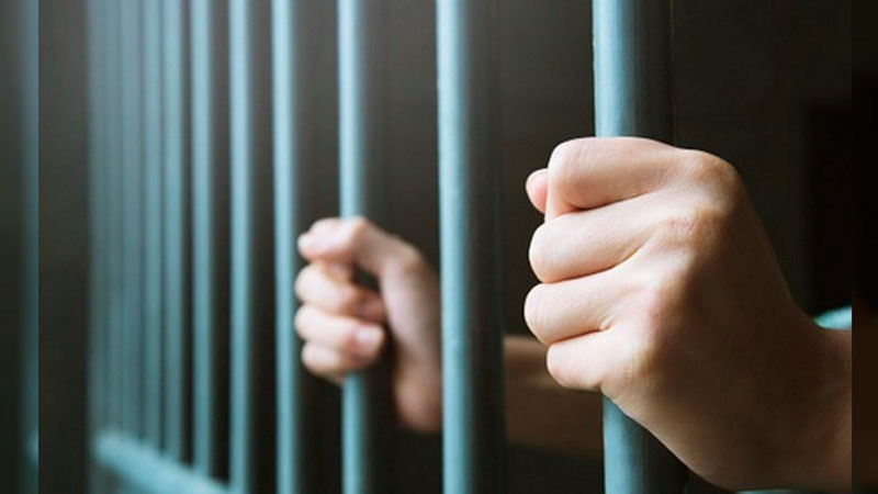 Sentencian a más de 3 años de prisión a maestro responsable de abusar sexualmente de su alumna 
