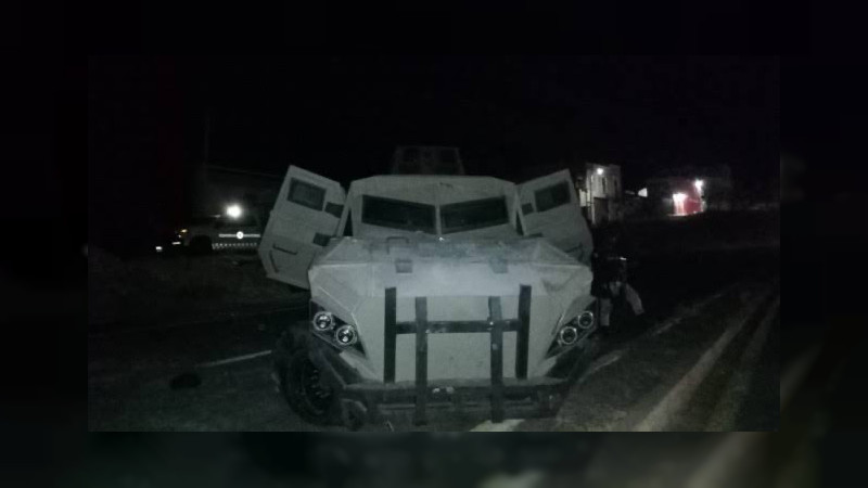 Desfilan sicarios en camiones monstruo en Múgica, Michoacán: Alertan por enfrentamientos  