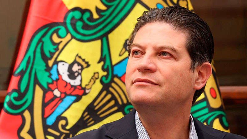 Celebra Alfonso Martínez, nueva ruta aérea Morelia-Monterrey 