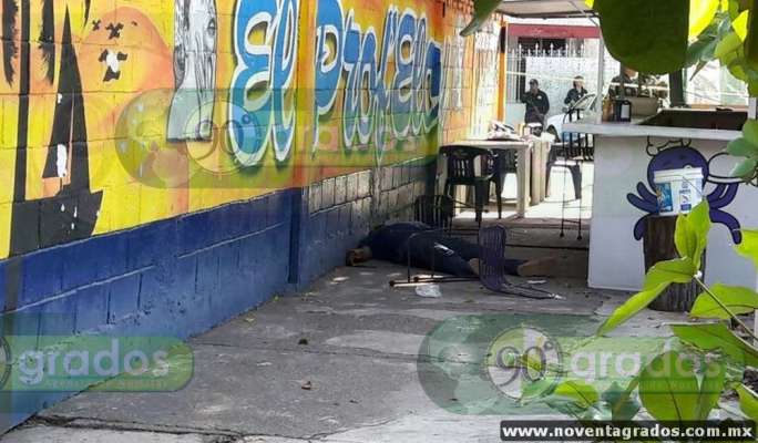 Asesinan  a hombre afuera de restaurante en Lázaro Cárdenas, Michoacán - Foto 0 