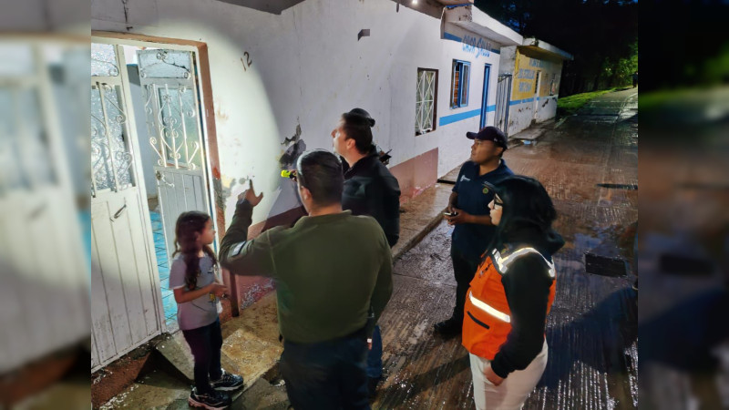 Protección Civil Michoacán atiende afectaciones ante el desbordamiento del río Puruzaro en Tlazazalca