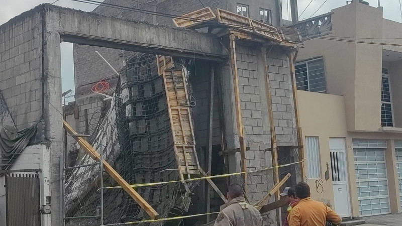 Colapsa colado en Morelia, Michoacán hay cinco albañiles lesionados  