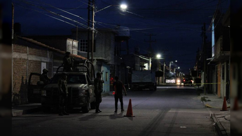 Chocan grupos armados en Gabriel Zamora, Michoacán 