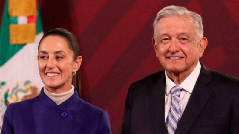 Celebra AMLO que Sheinbaum mantenga las "mañaneras" 