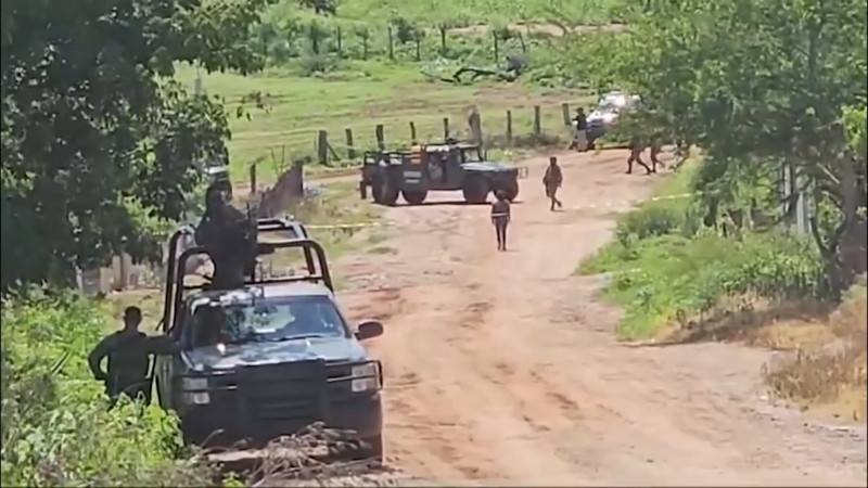Vehículo militar cae a barranco en Culiacán; uno de los elementos muere 