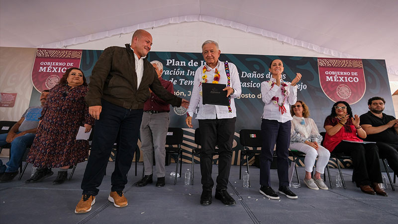 AMLO y Sheinbaum salen en defensa de Enrique Alfaro tras ser abucheado 