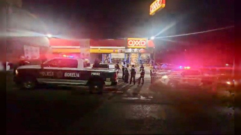 Vándalos le prenden fuego a un OXXO en Morelia, Michoacán; solo hubo daños materiales  