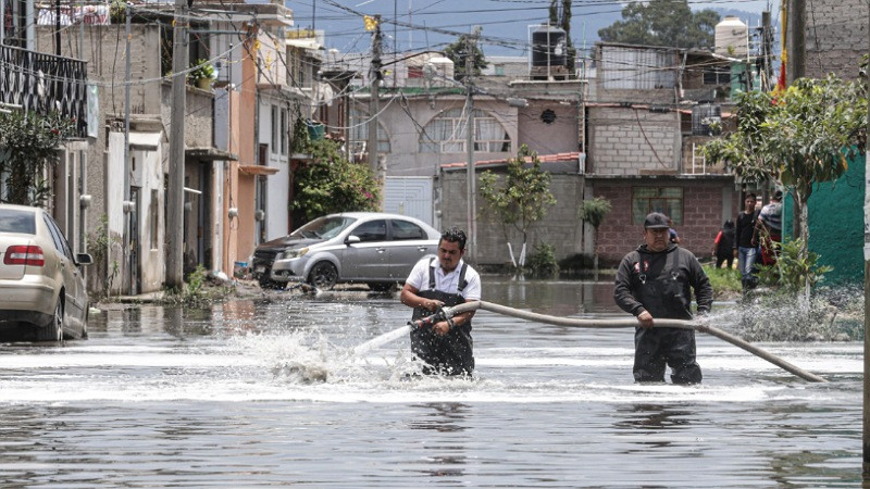 Van 17 días de Inundaciones en Chalco; pobladores exigen solución inmediata 