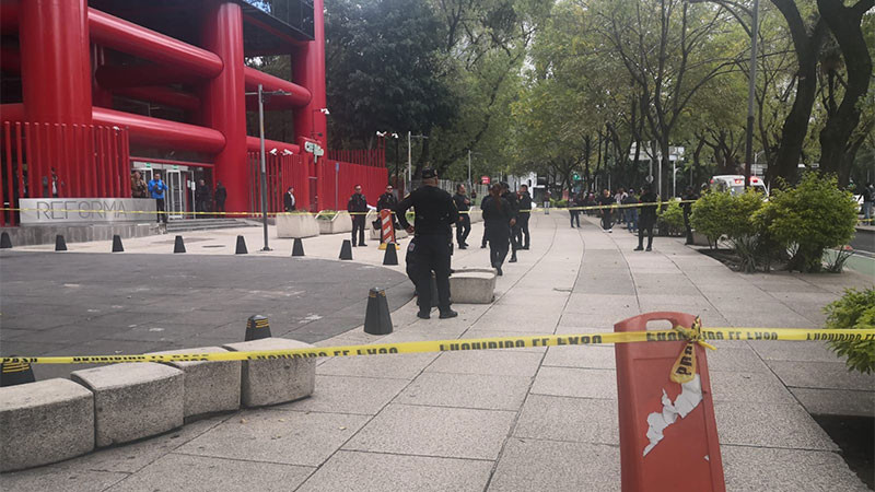 Desalojan edificio de la CFE en Reforma, por artefacto explosivo  