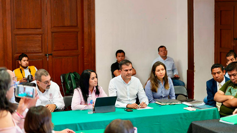 Gobierno estatal mantiene diálogo con uruapenses por construcción de teleférico 