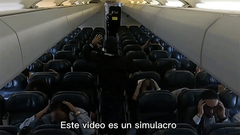  Elementos de seguridad realizan simulacro de secuestro de avión en el AICM