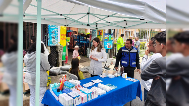 Gobierno de Morelia brinda servicios de salud en Hacienda Tiníjaro