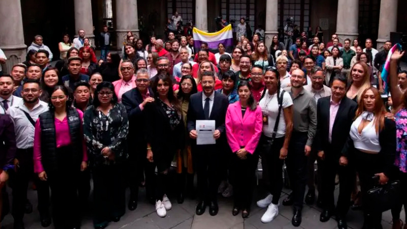 CDMX promulga ley "Paola Buenrostro" que tipifica el transfeminicidio 