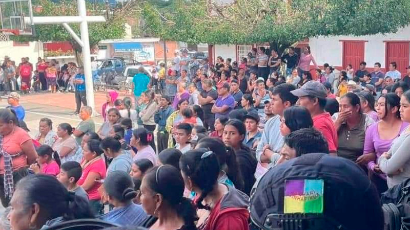 Pueblo indígena de Michoacán se levanta contra el crimen organizado 