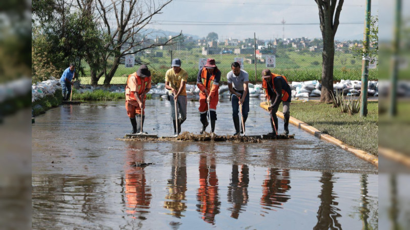 Gobierno de Morelia continúa limpieza en fraccionamiento Hacienda Tiníjaro