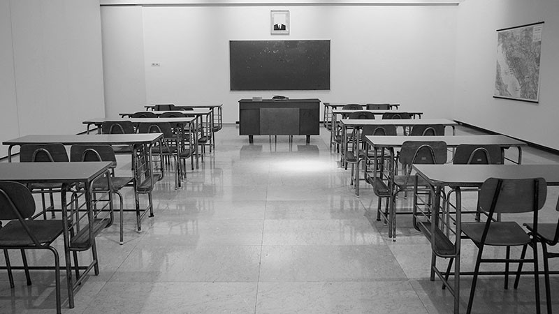 Por violencia suspenden clases escuelas de Apatzingán y Buenavista, Michoacán  