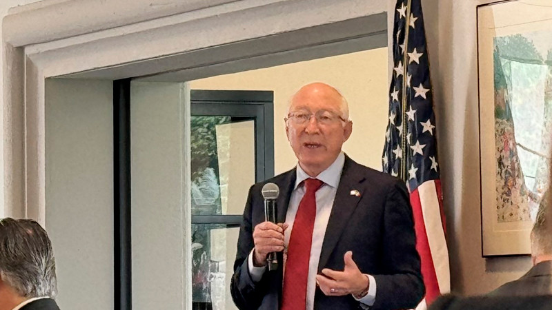 “Trabajamos con el máximo respeto a la soberanía de México”, dice Ken Salazar tras reacción de AMLO 