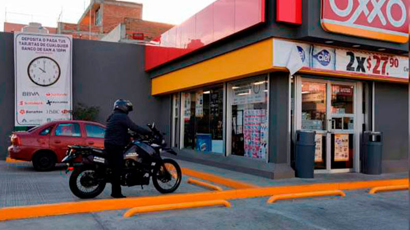 Sujeto asalta OXXO en Morelia, Michoacán, se llevó casi 5 mil pesos 