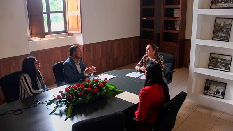 Firman convenio de colaboración CEDH Michoacán y ayuntamiento de Cuitzeo 