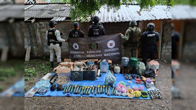 Aseguran 150 granadas, minas y explosivos para drones en Buenavista, Michoacán 