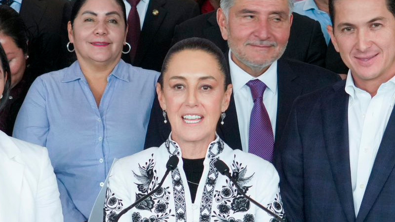 Sheinbaum recomienda "leer bien la propuesta" a estudiantes que marcharon contra reforma judicial 