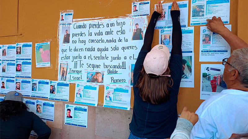 Celebran misa y marchan en memoria de los desaparecidos en Celaya, Guanajuato