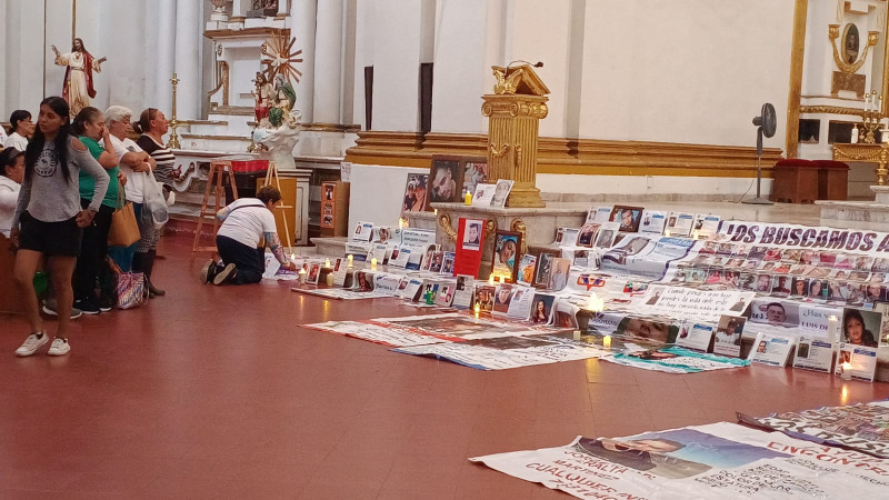 Celebran misa y marchan en memoria de los desaparecidos en Celaya, Guanajuato