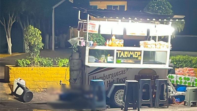 Atacan puesto de tacos en Celaya; privan de la vida a los dueños 