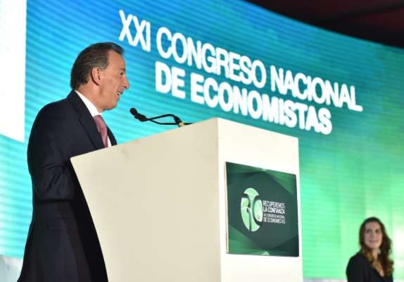 La economía mexicana, sólida para enfrentar riesgos externos: Meade Kuribreña - Foto 0 