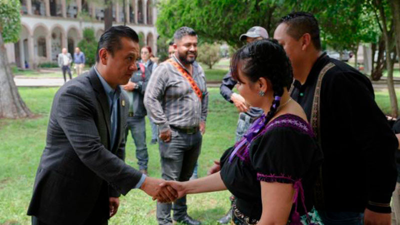 Entrega Gobierno de Michoacán armas y equipos a comunidades indígenas con certificación ante Sedena 
