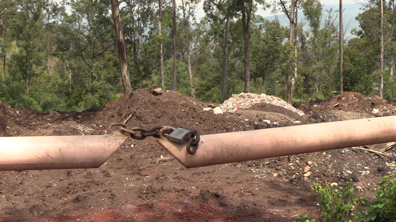 Denuncian invasión de predio boscoso en antigua carretera a Pátzcuaro