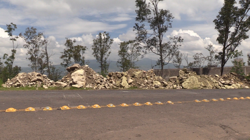 Denuncian invasión de predio boscoso en antigua carretera a Pátzcuaro