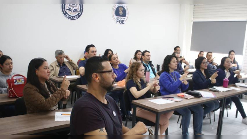 CEDH Michoacán dio curso de lengua de señas mexicana a personal de la Fiscalía General del Estado 