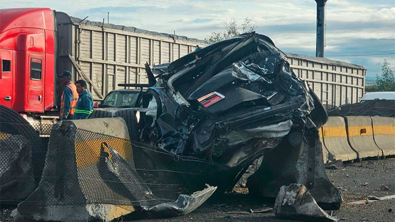 Presunto intento de asalto ocasionó accidente en la Cuota Celaya 