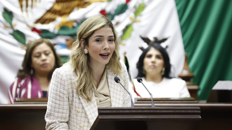 En el Legislativo debe  prevalecer la argumentación, no el sometimiento: Brissa Arroyo 