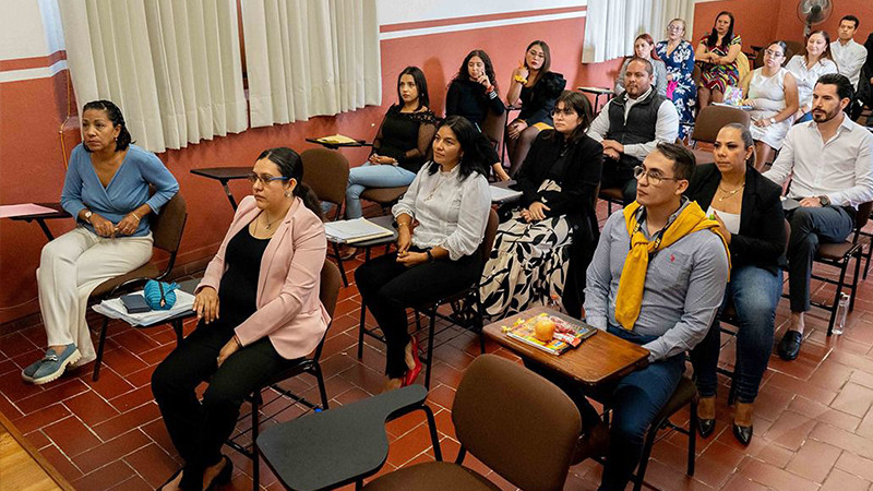 Previo concurso, 13 personas se integran a la reserva para el cargo de facilitador del Poder Judicial de Michoacán