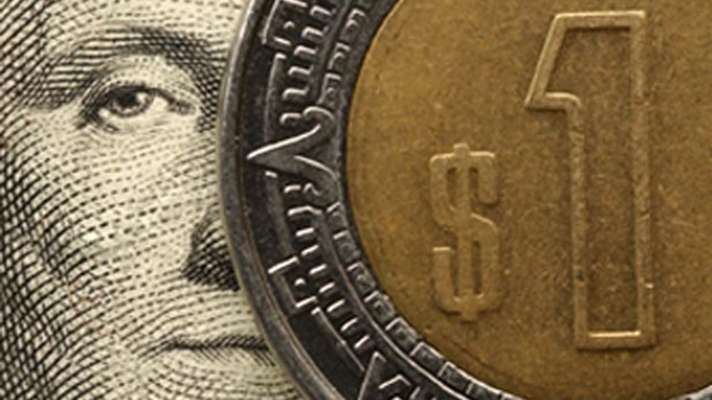 Dólar cierra en $19.07 pesos en bancos capitalinos 
