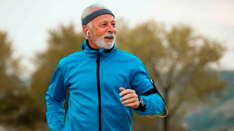 Hábitos saludables en la vejez, fundamentales para disminuir riesgos de enfermedades crónico-degenerativas: experta  