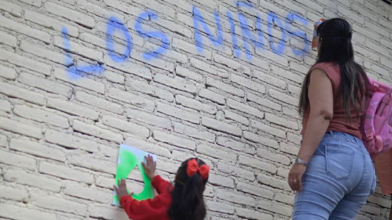 Supervisa titular de SEDESOQ Mural del Diálogo en San Juan del Río, Querétaro 