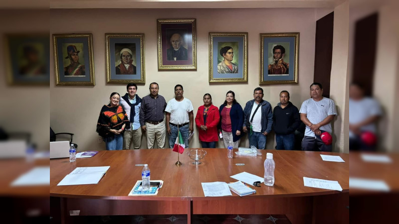 Inician preparativos para Noche de Muertos segura y significativa en Quiroga