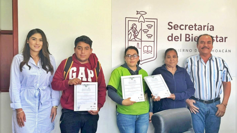 ¿Tienes más de 15 años y no terminaste la primaria o secundaria? Hazlo con este programa de la Sedebi