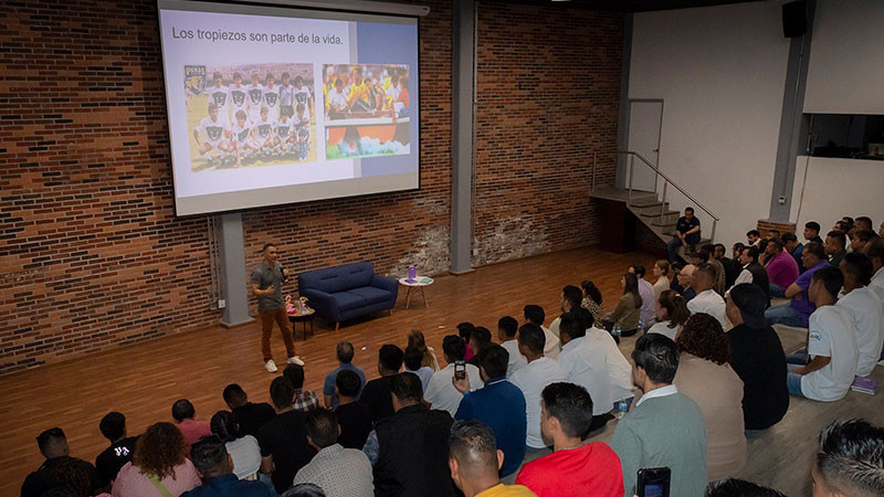 Lleva SESA conferencia a pacientes de establecimientos residenciales para el tratamiento de adicciones 
