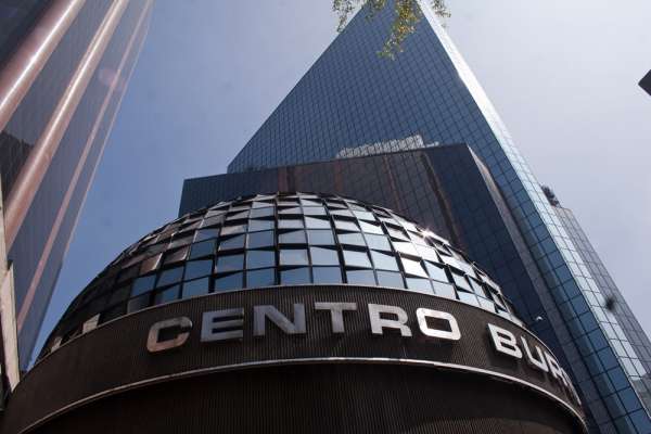 Bolsa Mexicana cierra con alza en medio de elecciones en EE.UU 