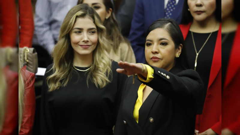 PRD Michoacán acompaña a Nancy Yuliana Torres a su toma de protesta como Presidenta municipal de Charapan 