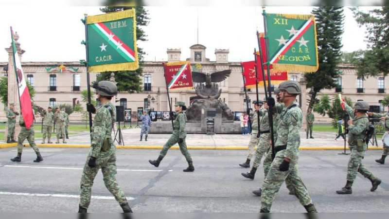 Ejército Mexicano listo para marchar en el desfile por el 259 Aniversario de José María Morelos y Pavón 
