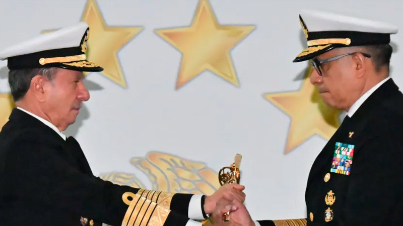 Asume almirante Raymundo Morales titularidad de la Semar para gobierno de Sheinbaum 