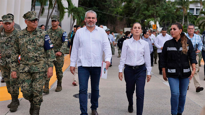 Bedolla informa a Sheinbaum afectaciones por huracán John 