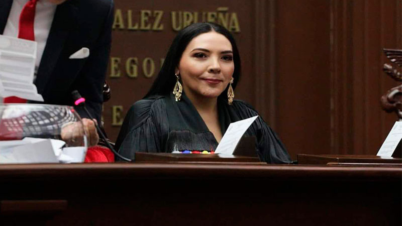 Vamos a fortalecer la ASM e impulsar la ciencia y tecnología: Adriana Campos Huirache 
