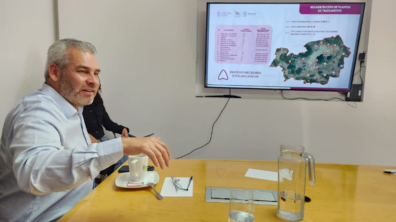 Bedolla y Conagua impulsarán a Pátzcuaro como polo de desarrollo ambiental 