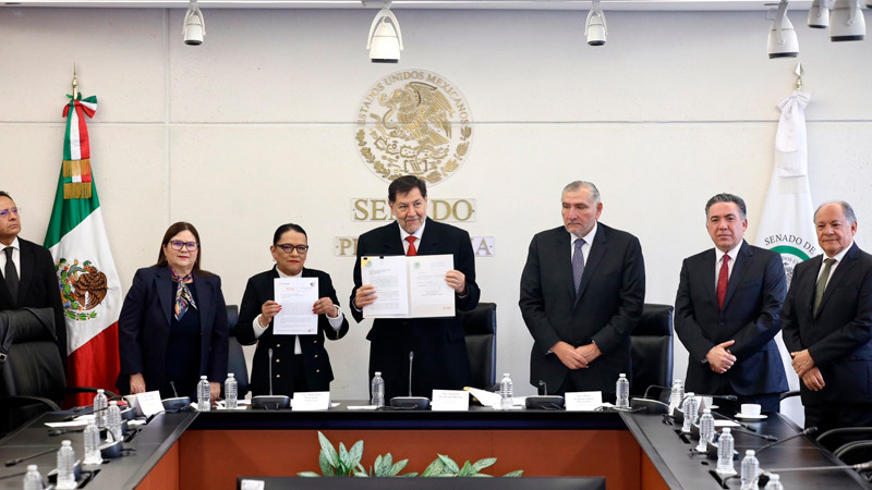 Segob entrega al Senado iniciativas de Sheinbaum para elección del Poder Judicial 